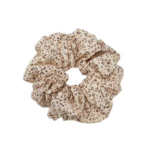 Vaalea, ruskeat pilkut